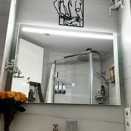 Petit Bijou Niçois Apartamento *