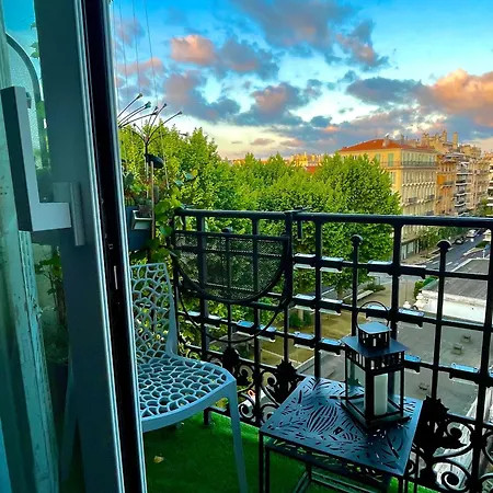 Apartman Petit Bijou Nicois Nizza